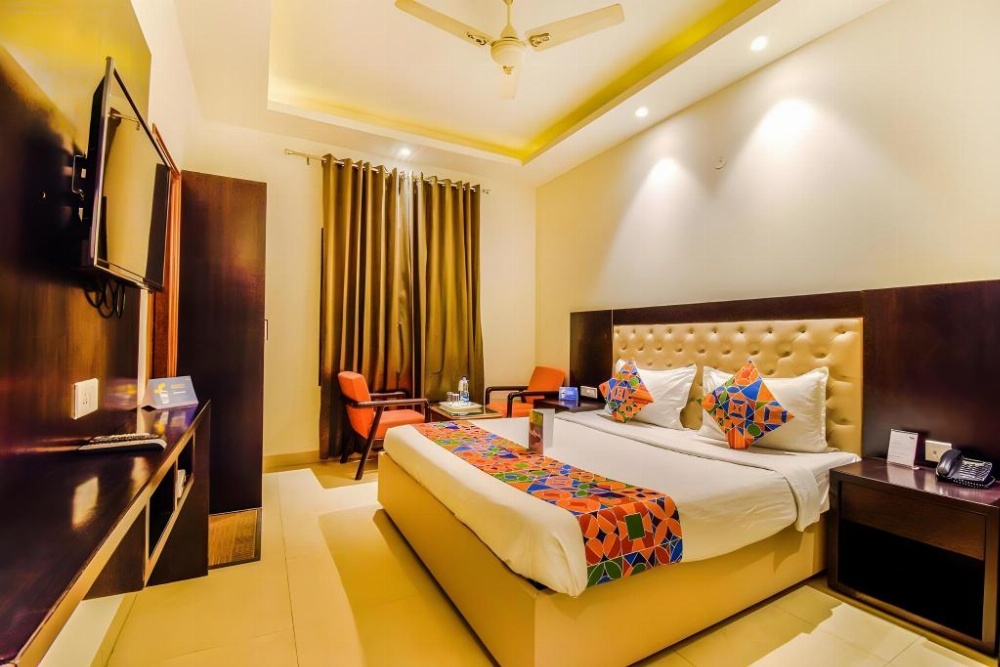 Super Deluxe Room