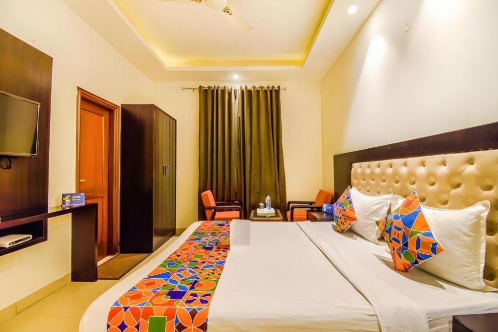 Room image 2