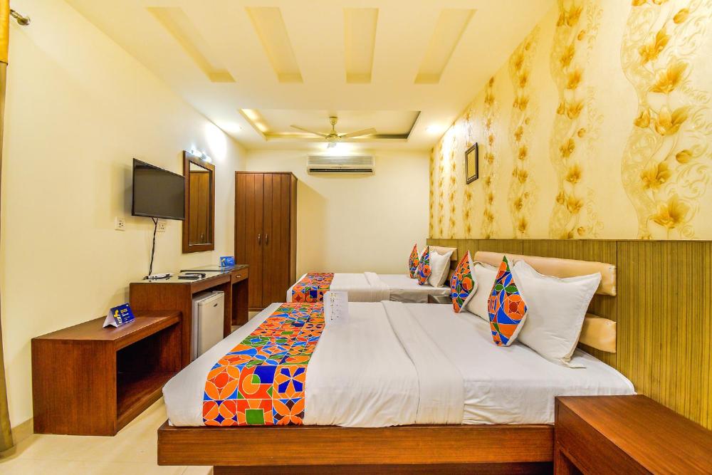 Room image 2